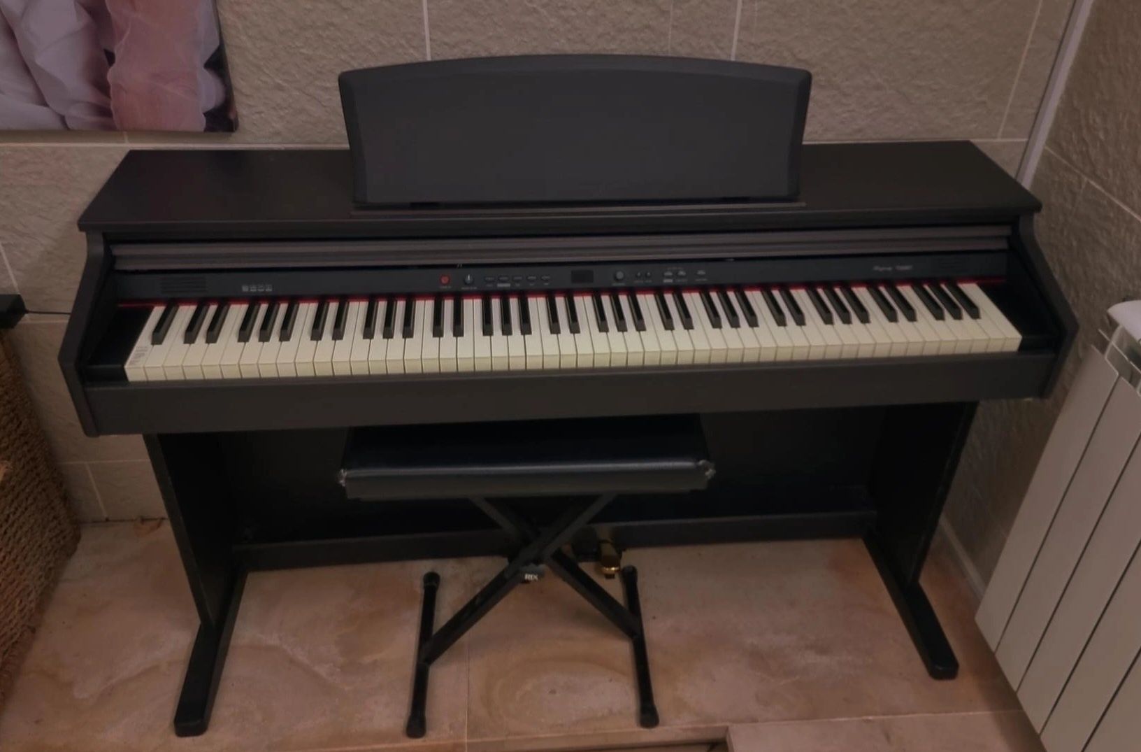 Piano Ringway TG8867