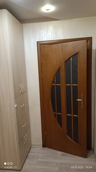 Продається трьохкімнатна квартира