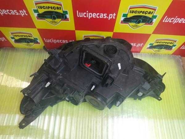 Ótica Dto
RENAULT MEGANE IV Hatchback (B9A/M/N_) | 15
