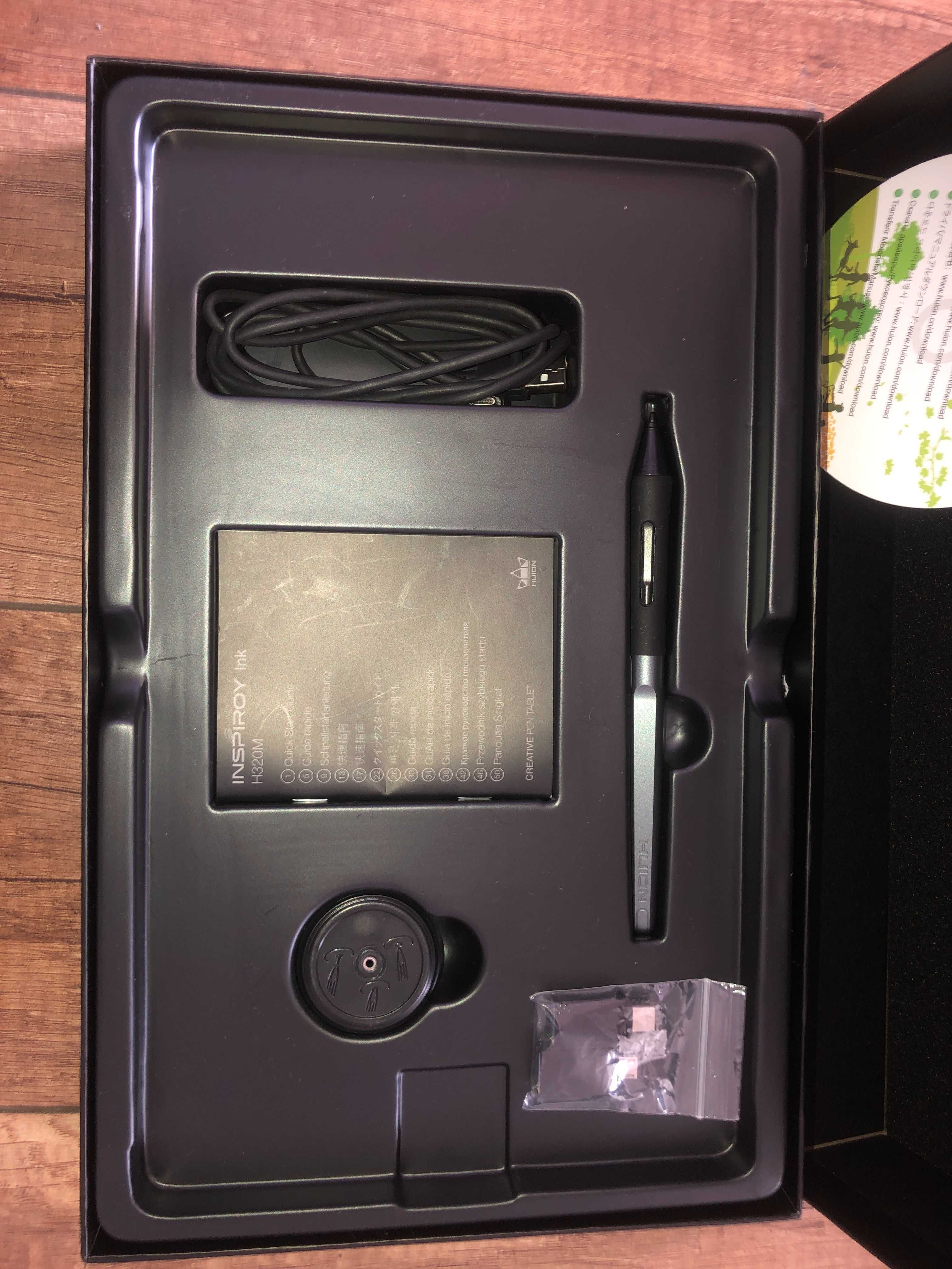 Tablet graficzny, piórkowy Huion 320M