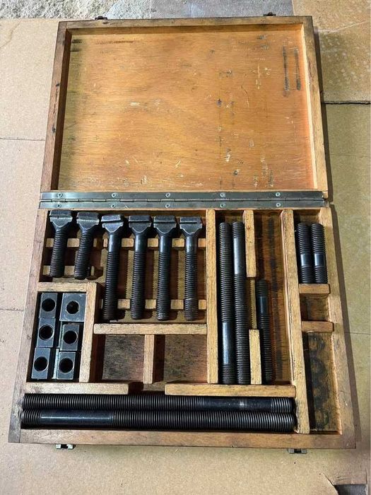 Caixa T para fresadora para apertar peças a fresadora