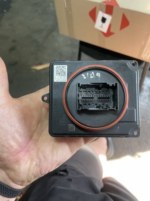 Блок розжарювання Audi Q5 2021