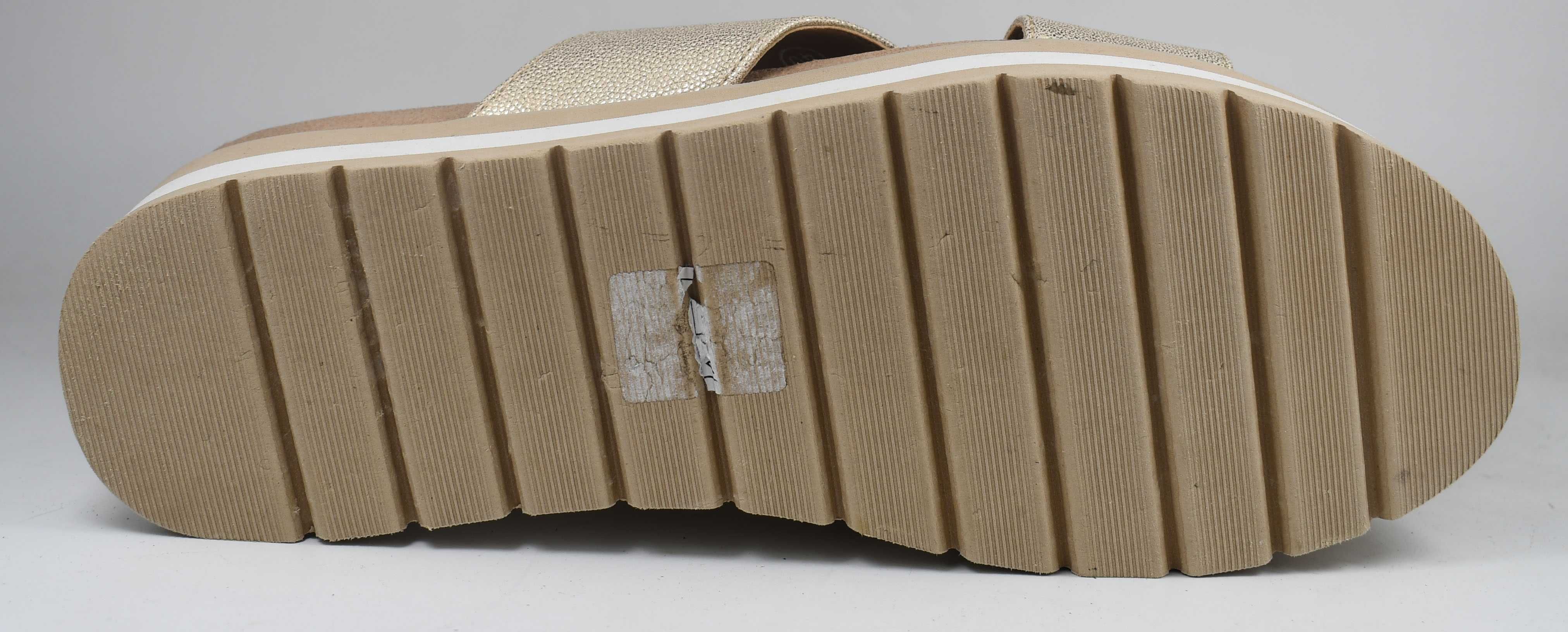 Używane sandały damskie bullboxer roz. 40