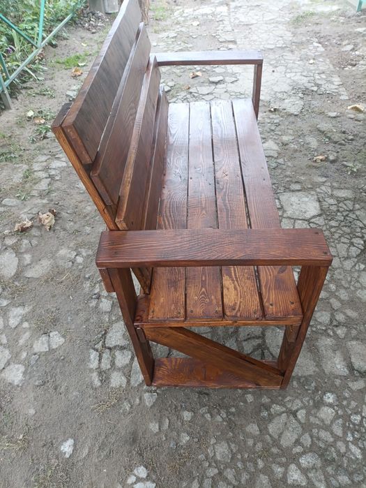 Диванчик з дерева