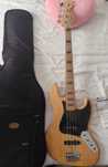 Squier Jazz Bass by Fender