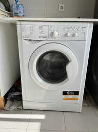 Máquina de Lavar 7kg