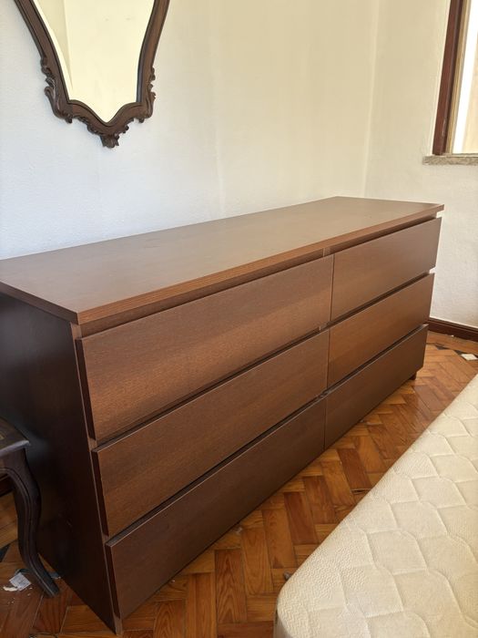 Conjunto movel + mesa de cabeceira