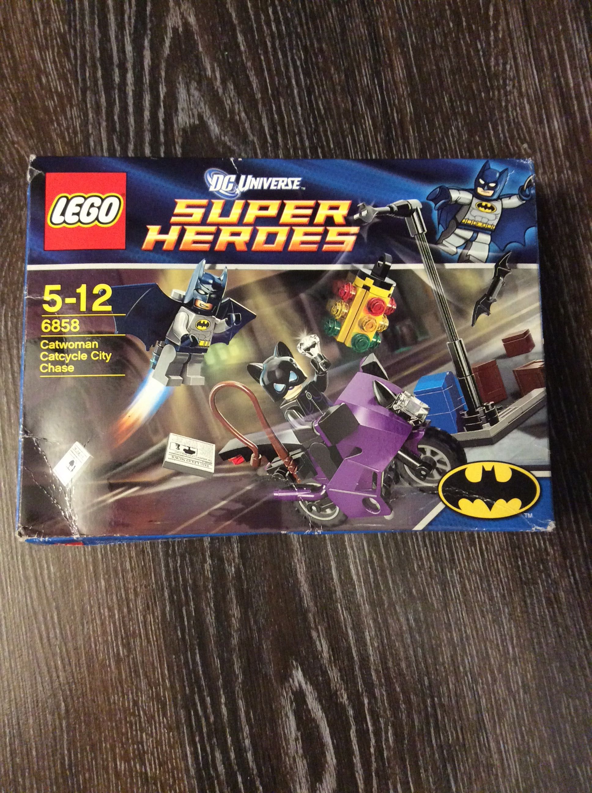 Lego 6858 Super Heroes DC Universe, Batman, Cat Women