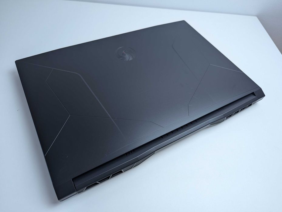 LAPTOP GAMINGOWY MSI Bravo 17 RTX 4050 Ryzen 5 7535HS 144 hz