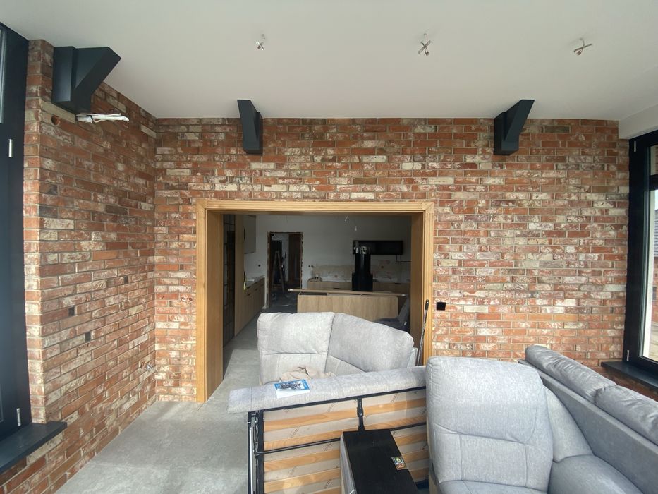 Wykończenia wnętrz, układanie płytek, szpachlowanie, elewacje