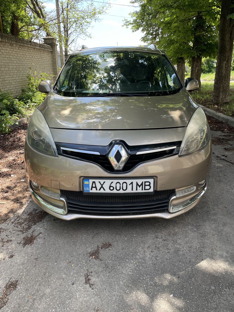 Продам Renault Grand Scenic III