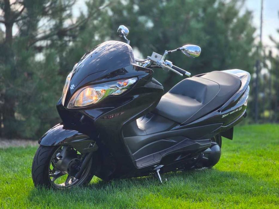 Макси скутер  SUZUKI SKYWAVE 250SS Щойно з Японії Ідеал в Арт Мото