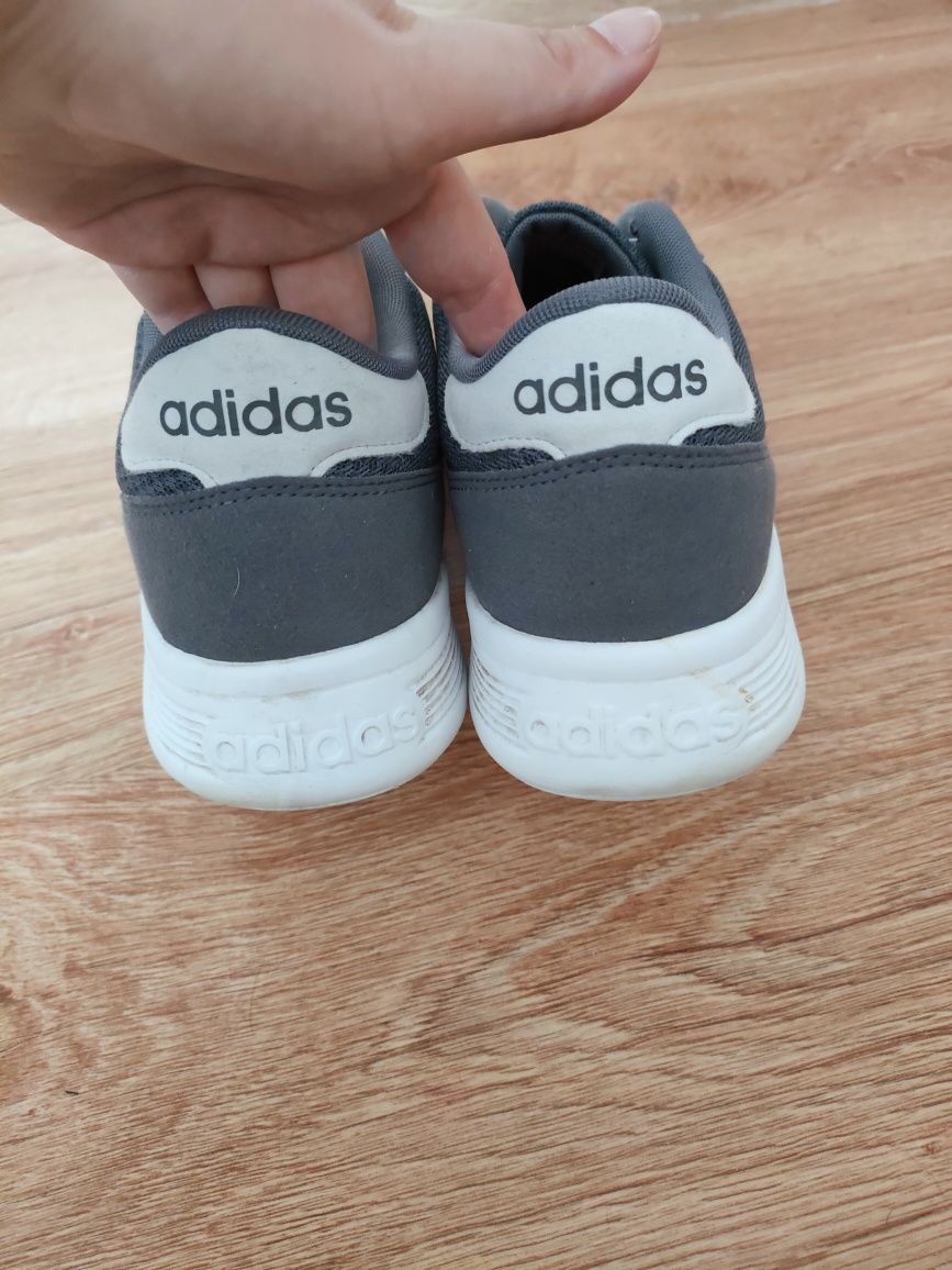 Buty męskie Adidas roz 44 i 2/3