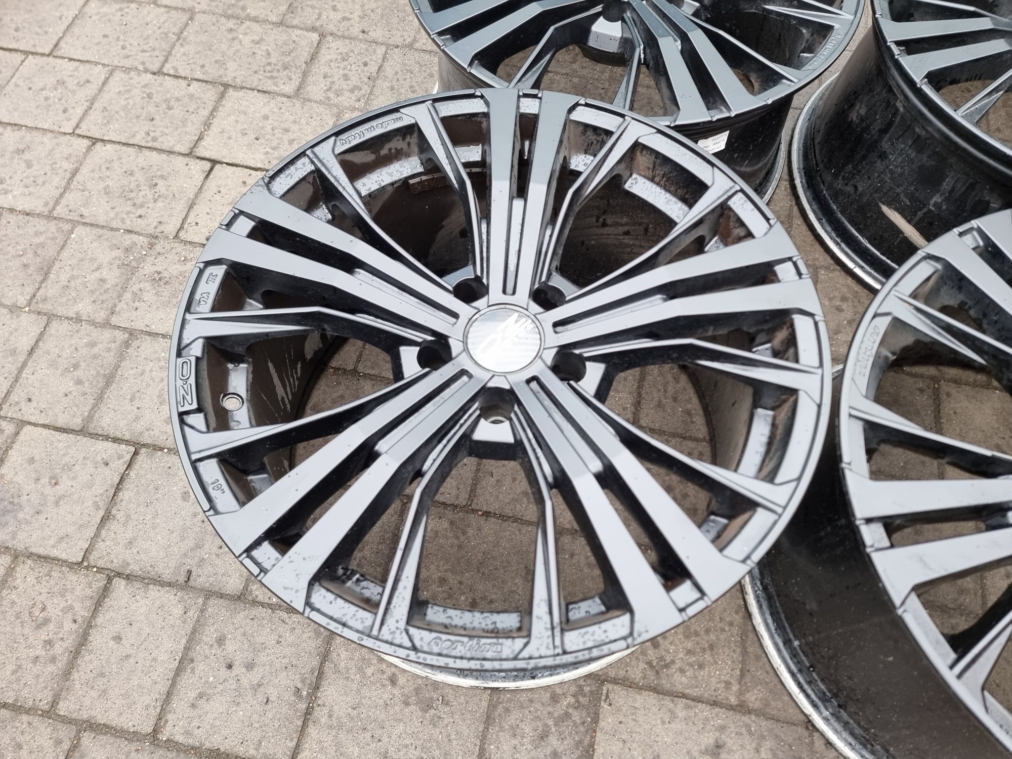 Felgi 19" Aluminiowe OZ  Bmw X5 X6 X3 5x120 10J 9J Dwie szerokość