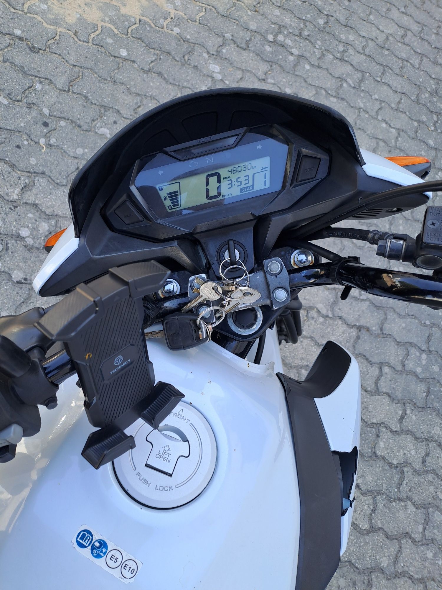 Honda cbf 1 2022 como nova