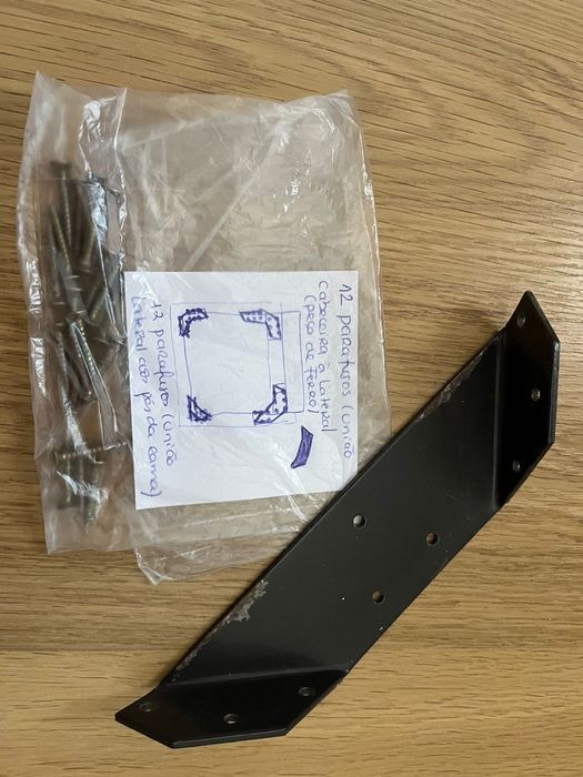 Cama casal e mesas cabeceira - cerejeira e wengué