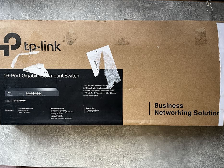 Комутатор TP-Link TL-SG1016 16 портів Gigabit