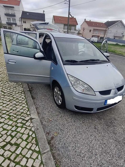 Vendo Mitsubishi Colt, Diesel, caixa automática e AC
