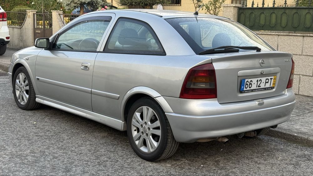 Opel astra 2.0 Dti sport