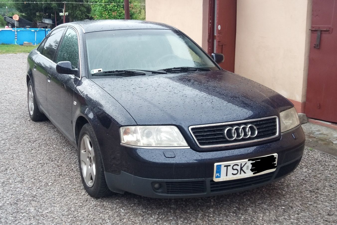 Audi A6 C5 sedan