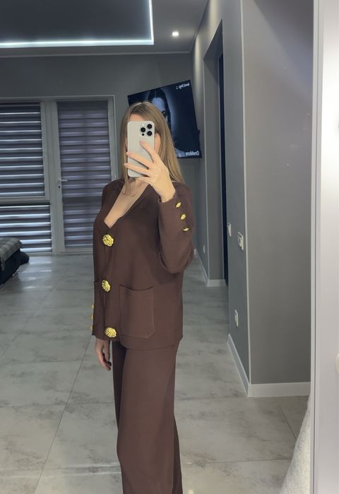 Костюм в кольорах