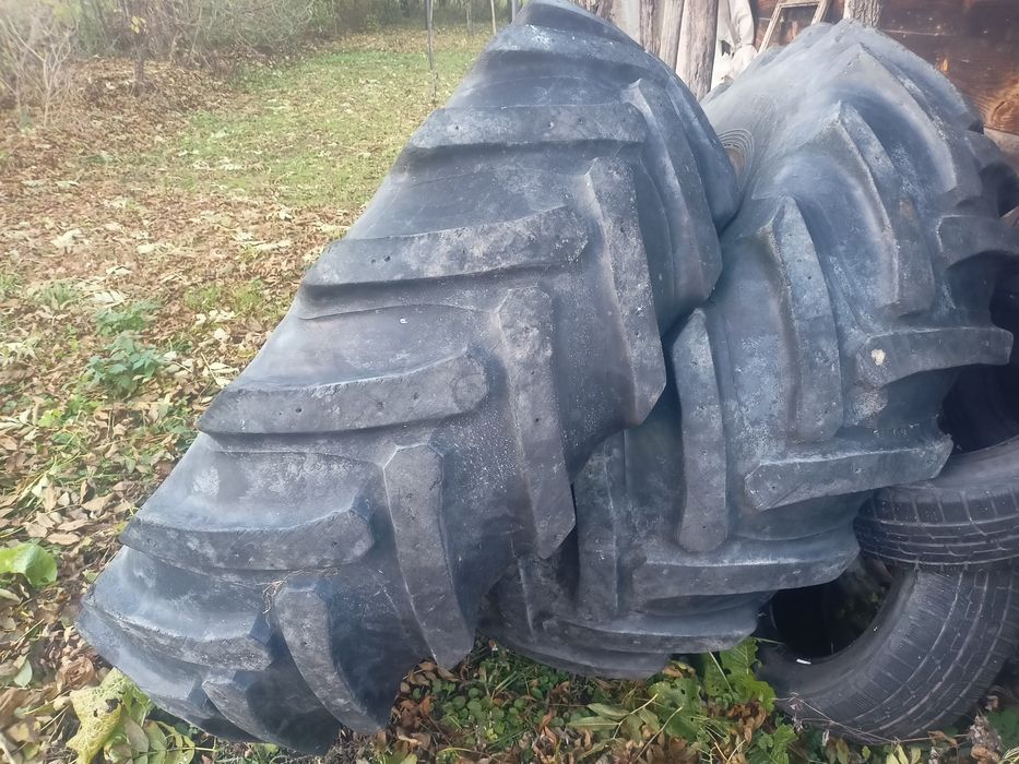 Opony rolnicze 18.4 R30 radialne używane 50-60% bieżnik