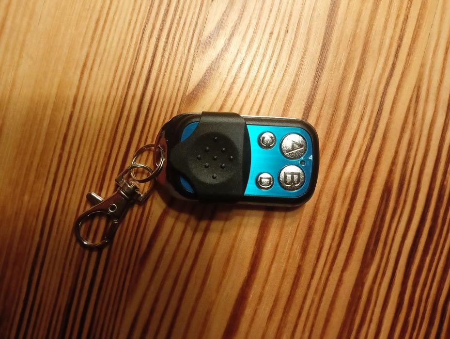 Pilot samokopiujący ( brama garażowa brama wjazdowa itp)