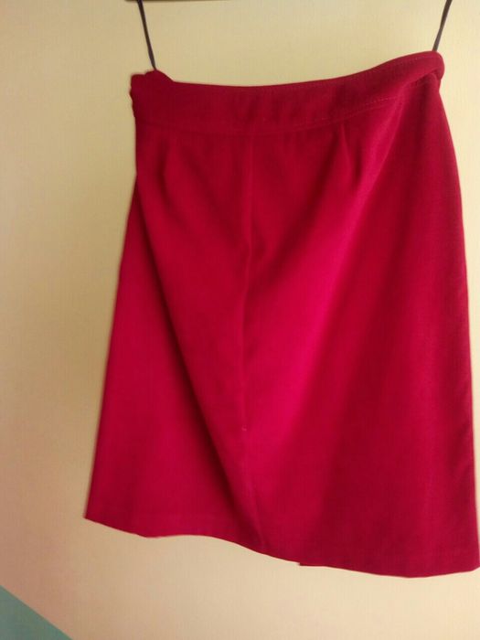 Spódnica czerwona  roz. L/ XL