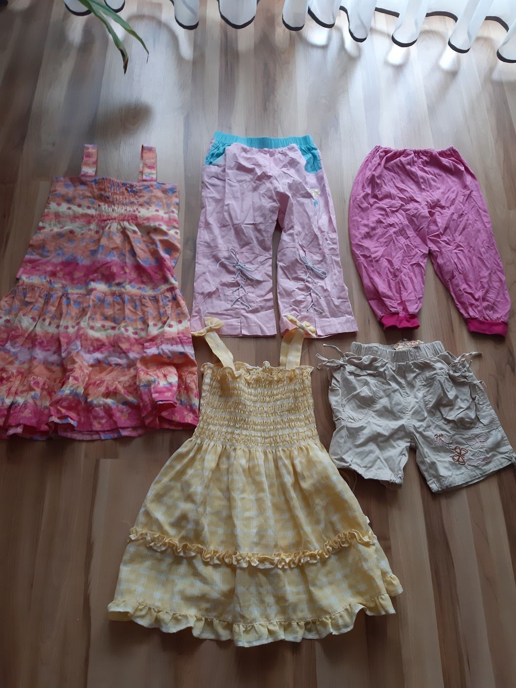 Ubrania dla dziewczynki