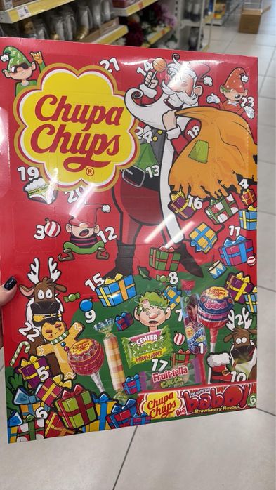 Величезний Адвент календар Чупа Чупс chupa chups