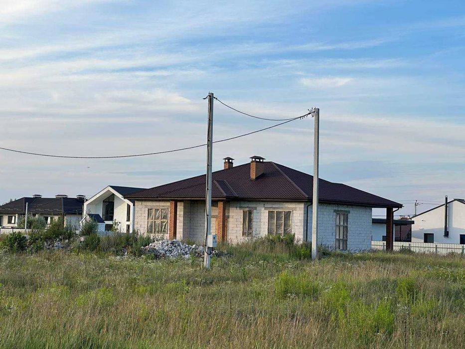 Будинок Петропавлівська Борщагівка, біля ліцею та дитячого садочка