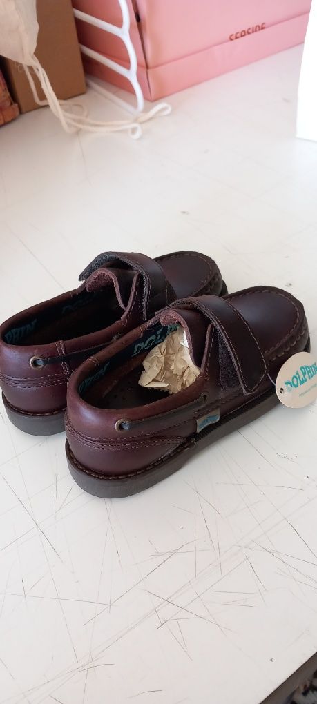 Sapatos de vela n:25 novos castanhos
