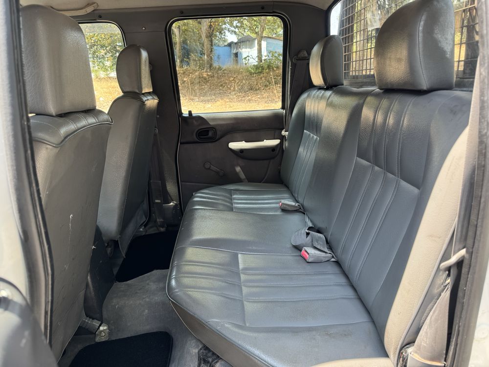 Mazda B2500 4x2