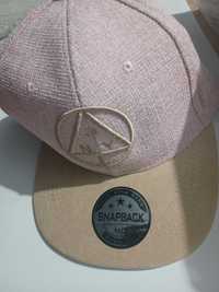 Czapka różowa SNAPBACK