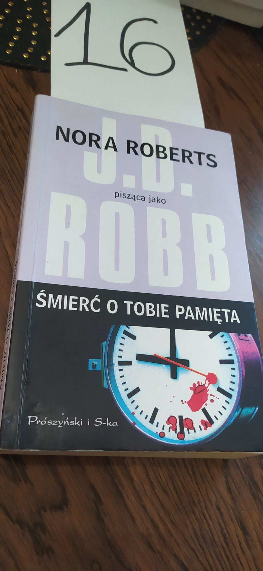 Śmierć O Tobie Pamięta Nora Roberts