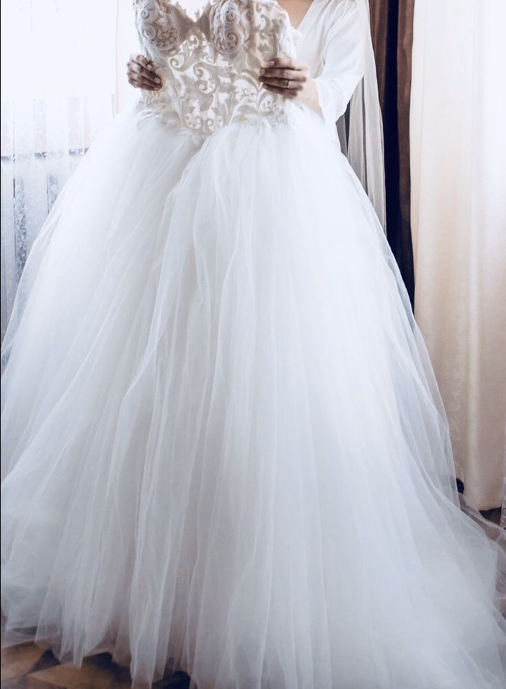 Сукня весільна Milla Nova 40 рощмір