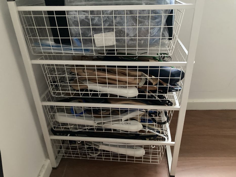 Armario em rede de 4 gavetas, para por dentro do roupeiro ou