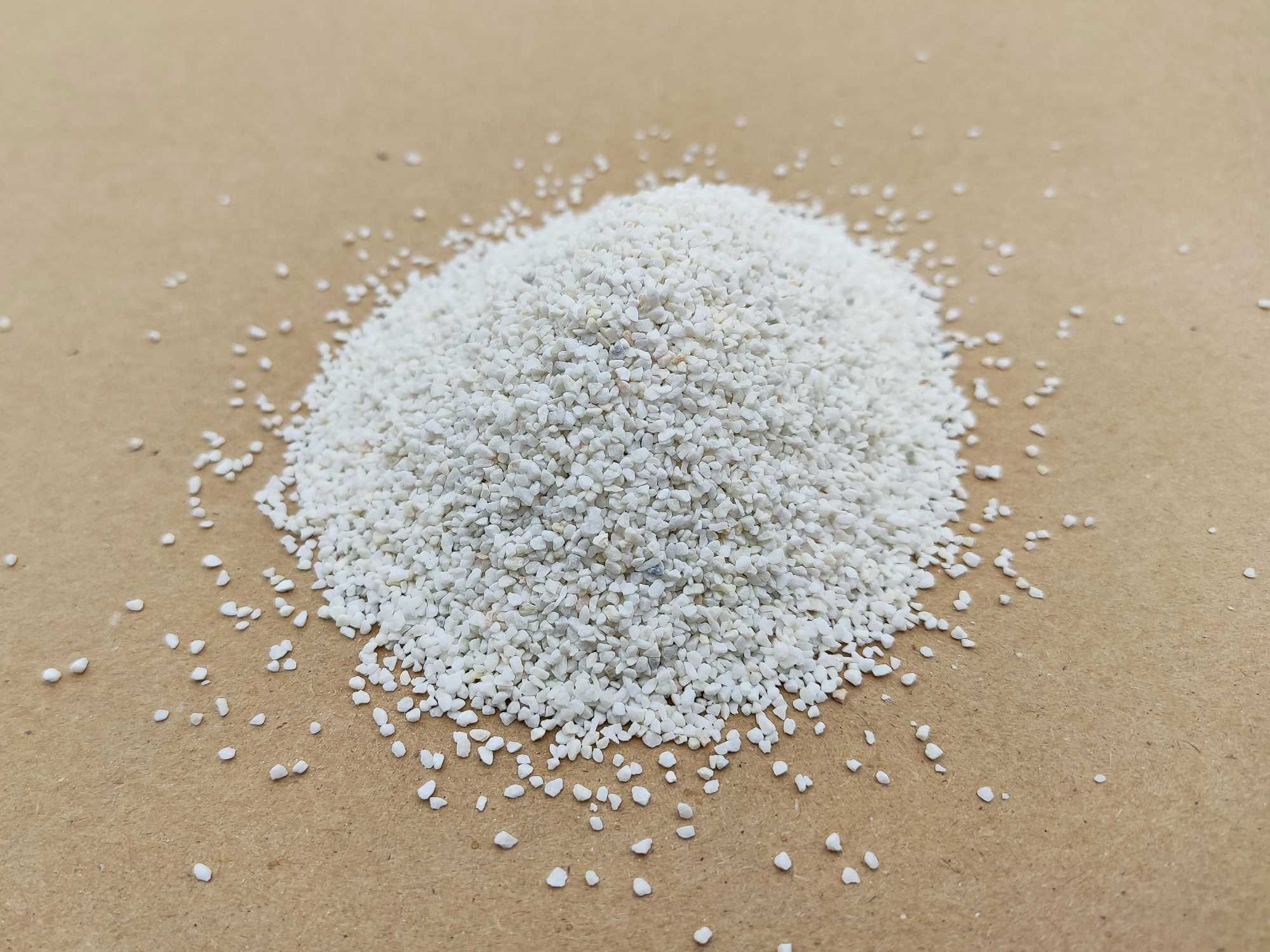 Biały żwirek, piasek dolomitowy do akwarium 1-1,5mm 1kg