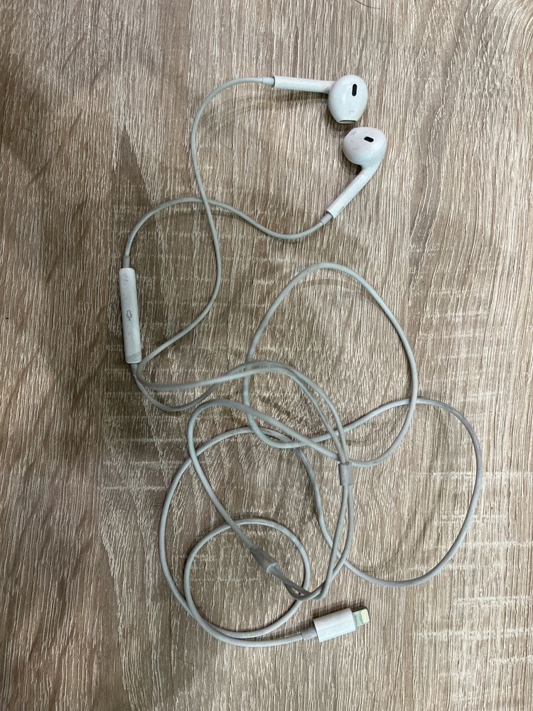 Sluchawki Apple douszne kabel lighting