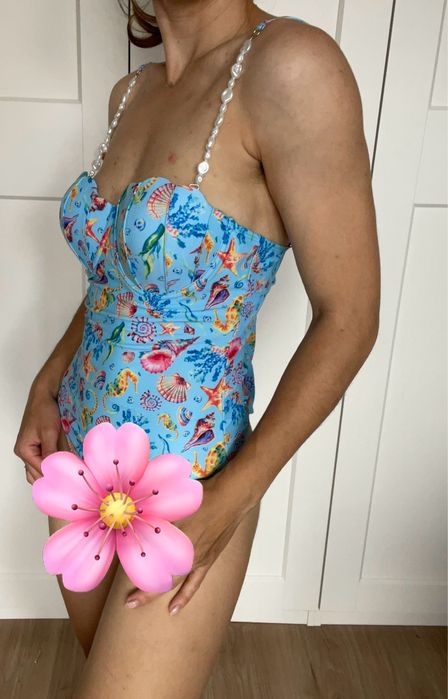 Jednoczesciowy stroj kapielowy S 36 w motyw letni