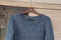 Długi niebieski sweter ze srebrną nitką Mohito 36/S