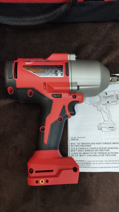 Безщітковий ударний гайковерт M18™ (2666-20) 1/2 дюйма