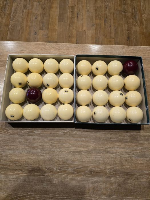 Продам більярдні кулі 68мм Араміт