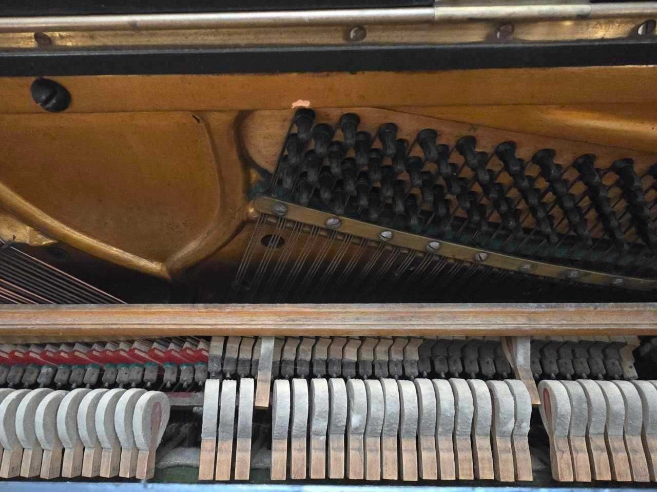 Pianino M. Wąsowski