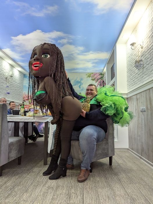 Мулатка,стриптиз шоу,стриптизёрша Николаев, привітання,Аниматоры