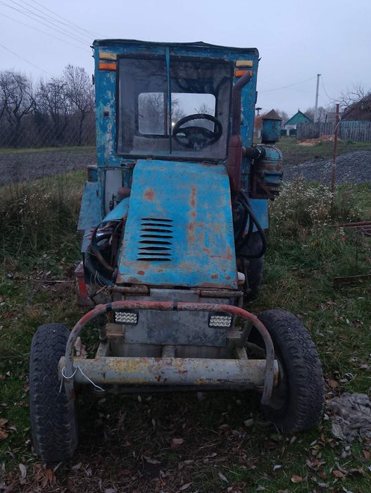 Продам трактор самоклеп