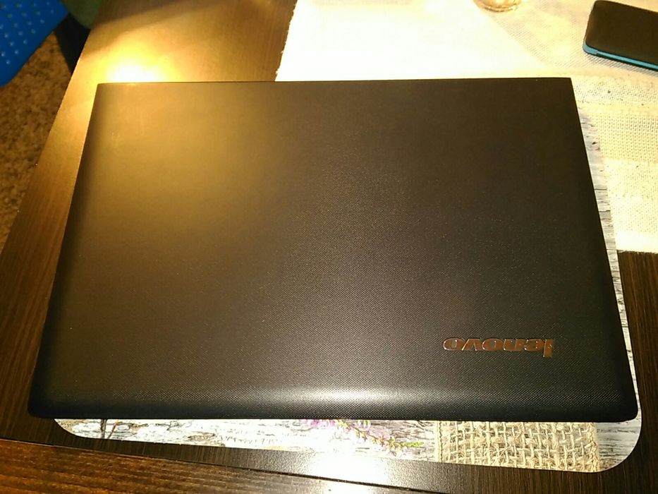 Obniżka Laptop Lenovo Essential G50-30 15,6" RAM 4GB HDD 500GB Win 8.1