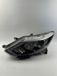 NISSAN QASHQAI J11 lampa przednia lewa soczewka led 13r-