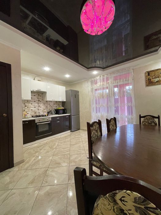 Оренда 2 поверхового будинку з власним подвір'ям с Сокільники