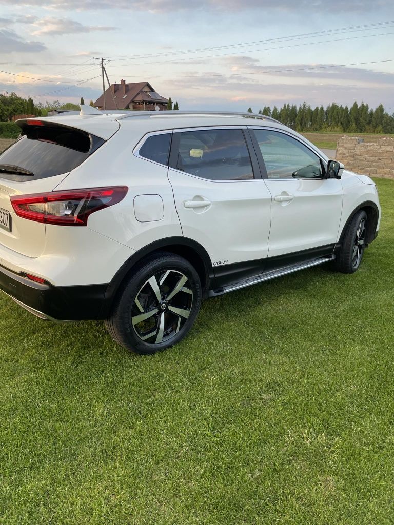 Nissan qashqai j11, rok 2018,n conecta